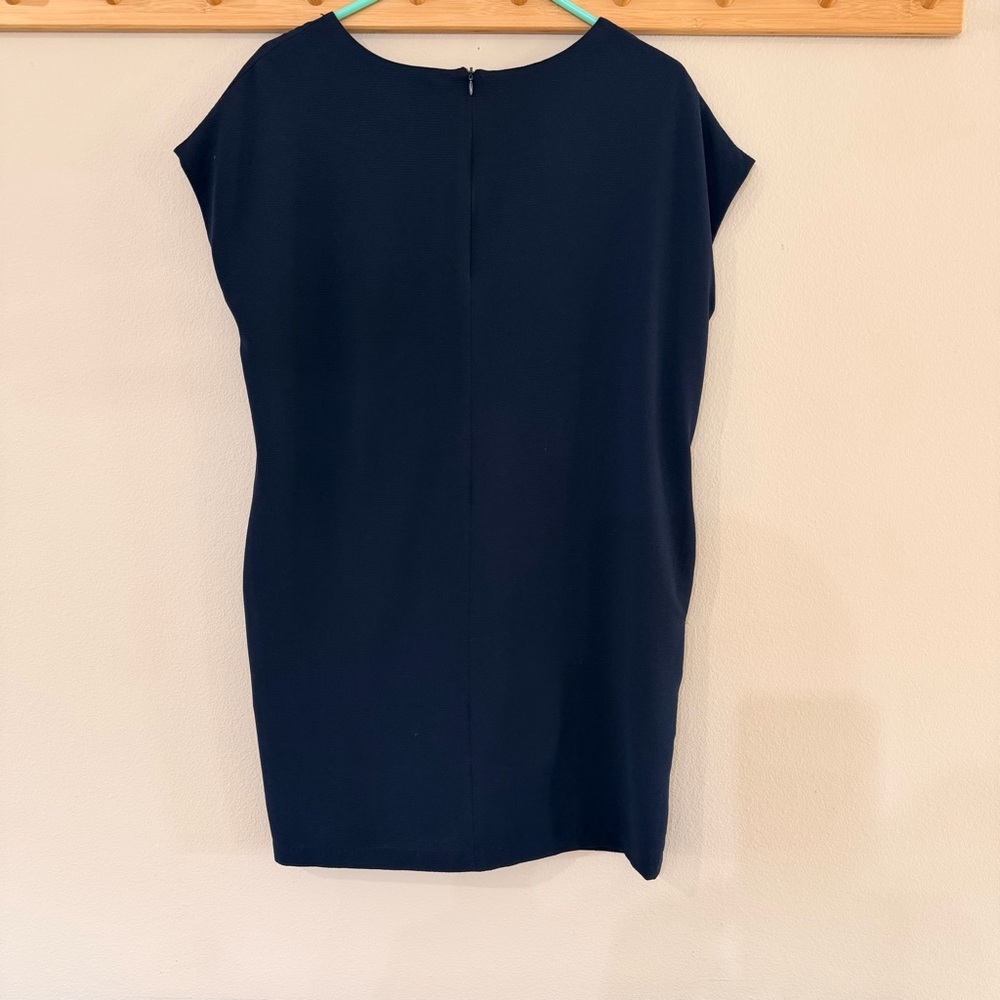 Navy Shift Dress Cap Sleeve Pockets Minimal Work Casual Dress - Size M - Picture 2 of 7